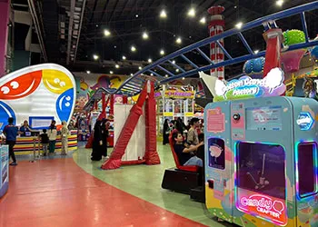 Successful Operation in Busy Mall — High Customer Traffic