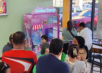 Family Queue Success — Popular Attraction During Peak Hours