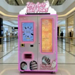 Imagen conceptual de una máquina expendedora moderna de productos para las uñas en un centro comercial como el Arndale